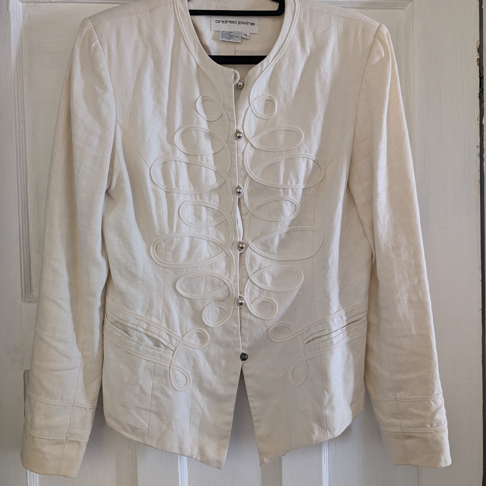 Andrea Jovine Elegant Cream Blazer
